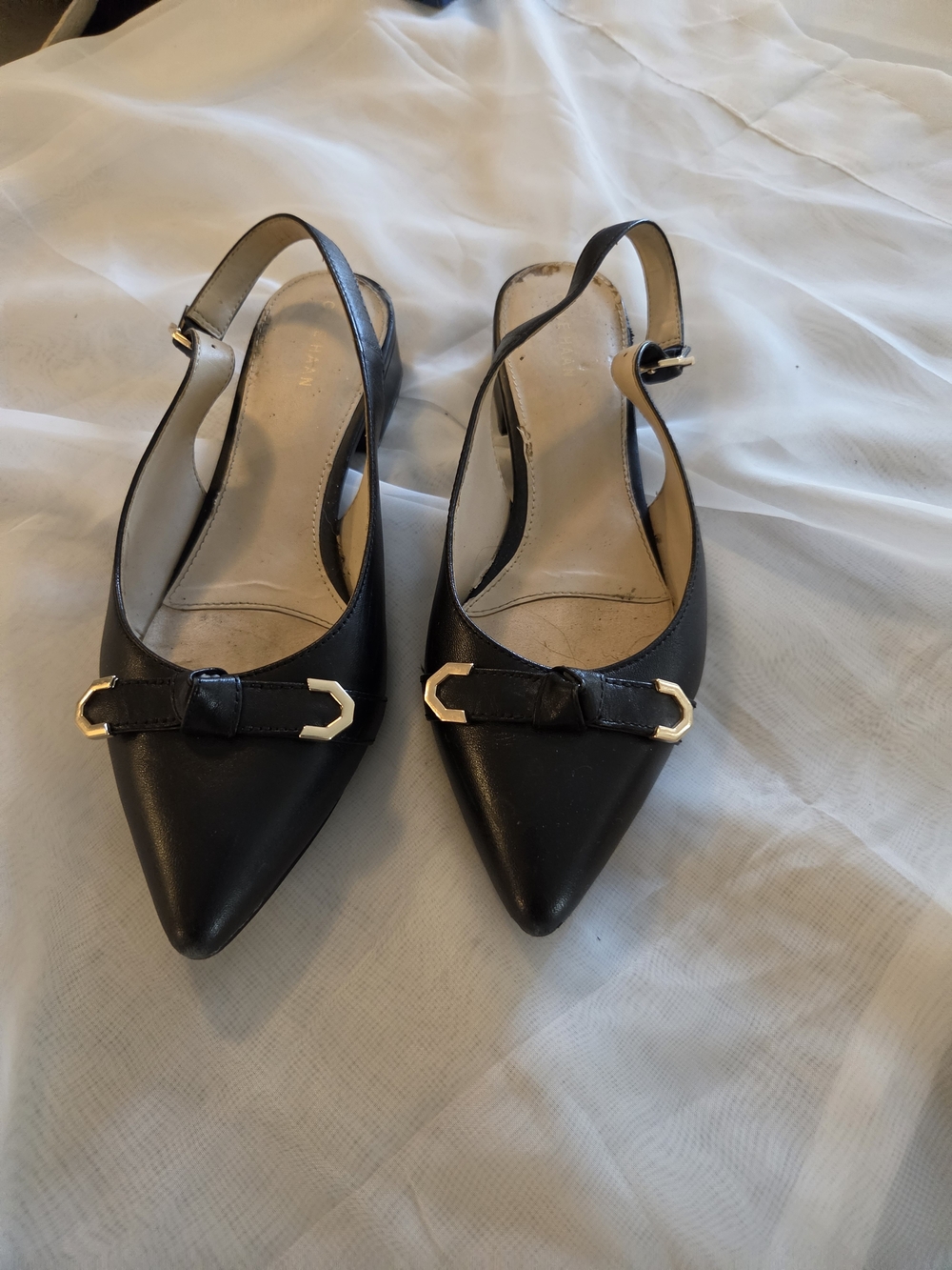 Cole Haan Pointed Toe Slingback Black Flats With Bow Gold Toned Hardware 7.5